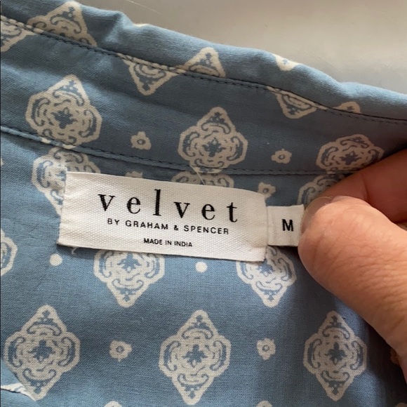 Velvet Graham & Spencer blouse - Picture 2 of 5